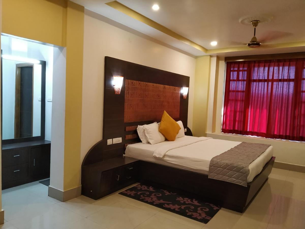 Hotel Sc Continental Itānagar Exterior foto
