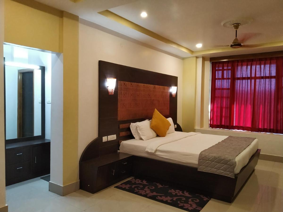 Hotel Sc Continental Itānagar Exterior foto